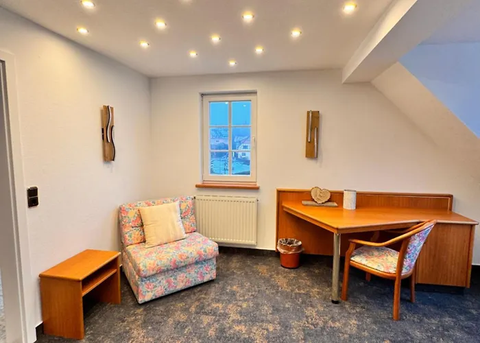 Garni Eschenbach Otel Hildburghausen