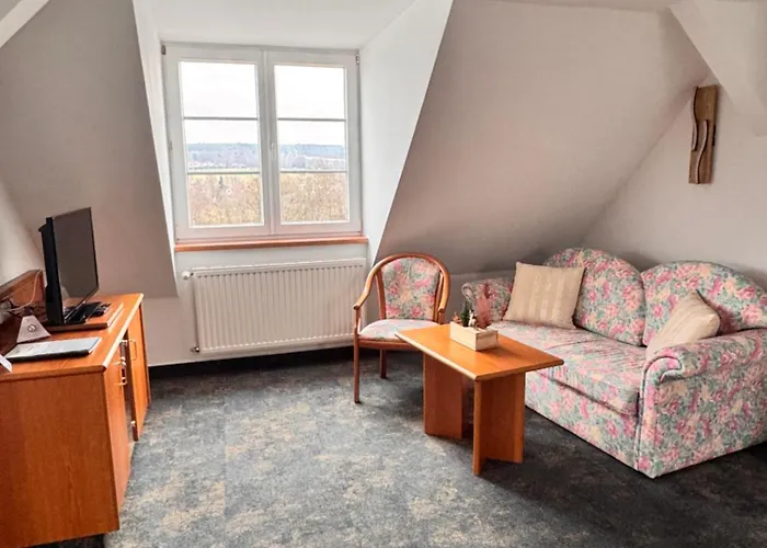 酒店 Garni Eschenbach 3*