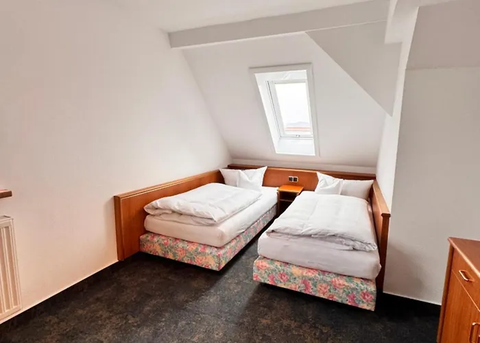 Garni Eschenbach Otel Hildburghausen